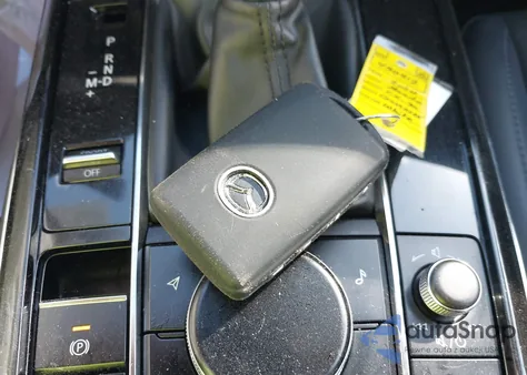 2024 Mazda Cx-30 2.5 S Preferred Package z USA, uszkodzony, nr VIN 3MVDMBCM4RM641449